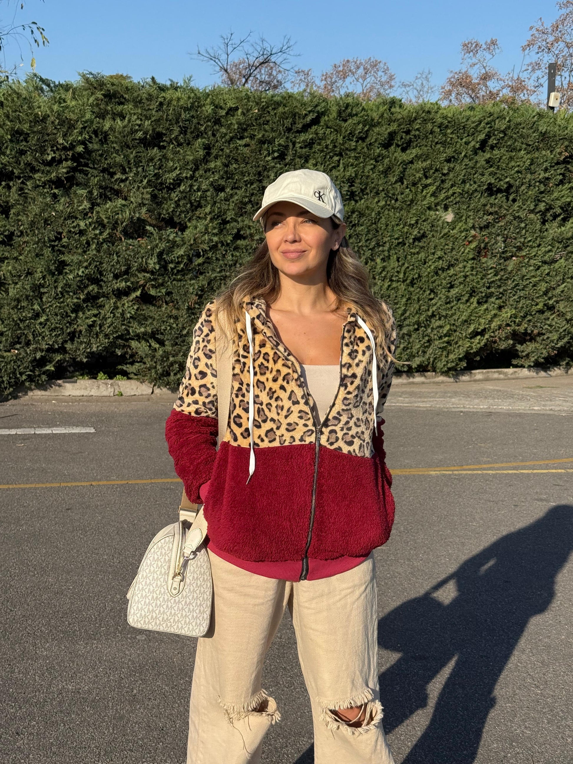 Campera Con Capucha Combinado Animal Print Polar Uniteduy