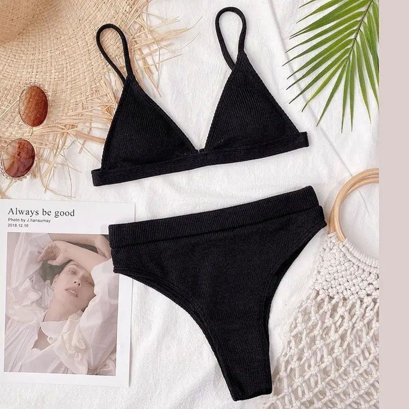 Uniteduy!! Bikini Sofi Tiro Alto Negro! El Verano Llegó!!