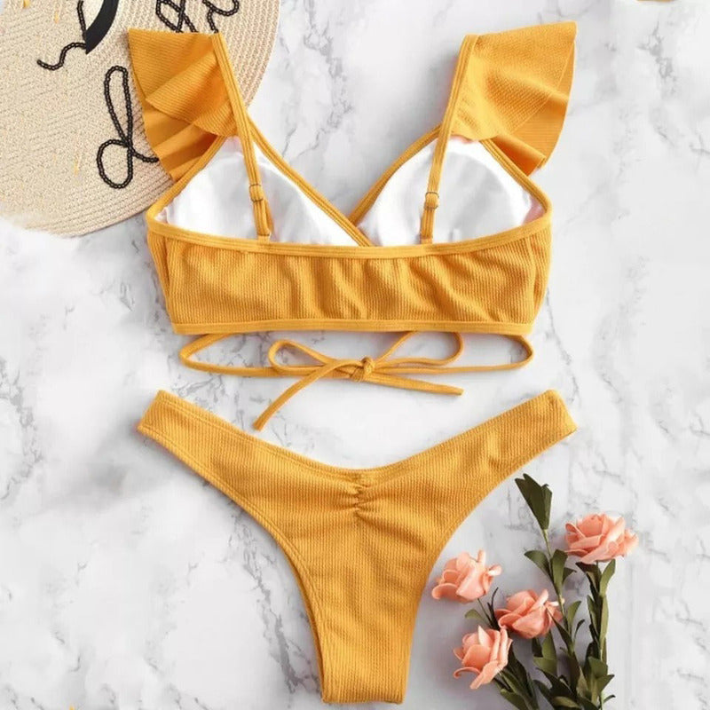 Bikini Amarillo Cruzado Volados Tiras Cola Less Uniteduy