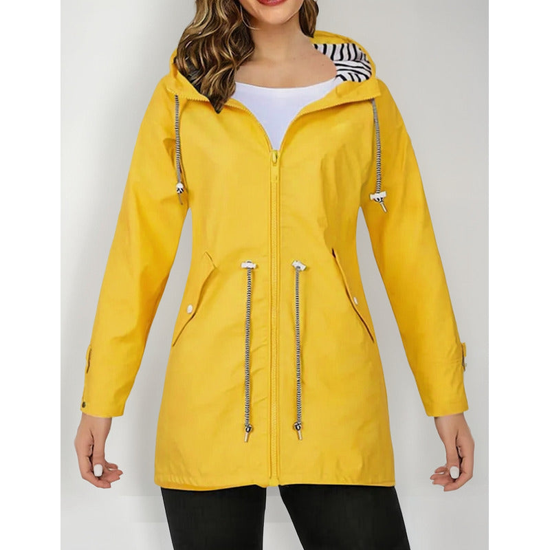Campera Corta Viento Con Capucha Larga Bolsillos Cola Pez