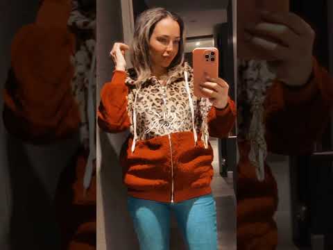 Campera Con Capucha Combinado Animal Print Polar Uniteduy